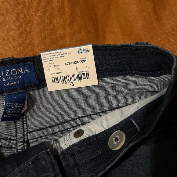 NWT slim fit / skinny jeans - boys 10 - Picture 5 of 6